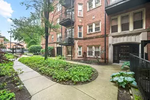 1659 W Pratt Blvd, Chicago, IL 60626 - Photo 2