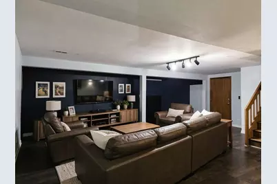 1907 W Golf Road #1B, Mount Prospect, IL 60056 - Photo 14