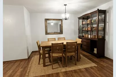 1907 W Golf Road #1B, Mount Prospect, IL 60056 - Photo 4