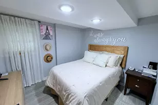 6302 W Holbrook St, Chicago, IL 60646 - Photo 4