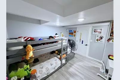 6302 W Holbrook Street #G, Chicago, IL 60646 - Photo 6