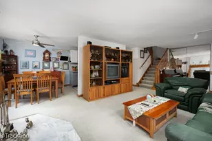5917 Oakwood Dr, Lisle, IL 60532 - Photo 6