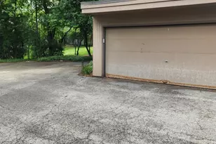 5917 Oakwood Dr, Lisle, IL 60532 - Photo 16