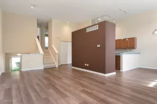 725 Littleton Trail, Elgin, IL 60120 - Photo 6