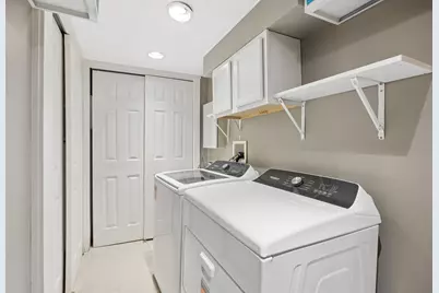 564 Selborne Road, Riverside, IL 60546 - Photo 14