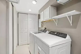 564 Selborne Rd, Riverside, IL 60546 - Photo 14