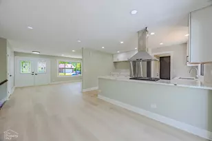 742 Voyager Dr, Bartlett, IL 60103 - Photo 8