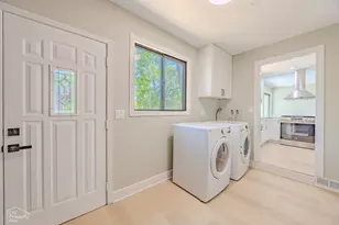 742 Voyager Dr, Bartlett, IL 60103 - Photo 10