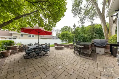 8 E Gartner Road, Naperville, IL 60540 - Photo 30