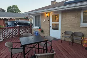 2321 Walnut St, Waukegan, IL 60087 - Photo 14
