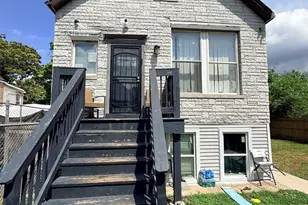 1533 S Kilbourn Ave, Chicago, IL 60623 - Photo 2