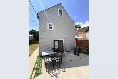 1533 S Kilbourn Avenue, Chicago, IL 60623 - Photo 4
