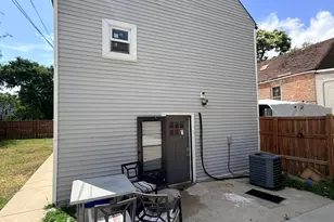 1533 S Kilbourn Ave, Chicago, IL 60623 - Photo 4