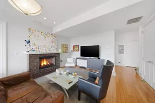 2424 W Chicago Ave, Chicago, IL 60622 - Photo 8