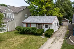 1332 N Main St, Naperville, IL 60563 - Photo 2
