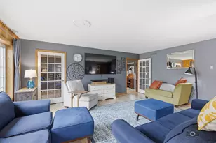 6021 Jody Ln, Tinley Park, IL 60477 - Photo 8