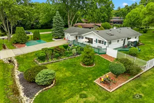 6021 Jody Ln, Tinley Park, IL 60477 - Photo 2