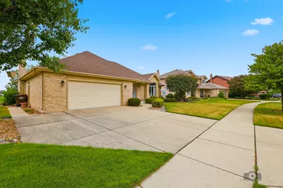 19600 Edgebrook Lane, Tinley Park, IL 60487 - Photo 2