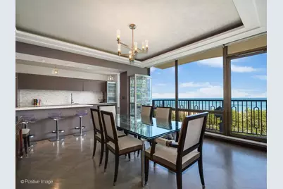 1040 N Lake Shore Drive #7C, Chicago, IL 60611 - Photo 8