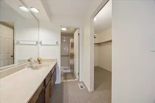 546 Banyon Lane, La Grange, IL 60525 - Photo 14