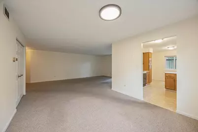 546 Banyon Lane #B, La Grange, IL 60525 - Photo 6