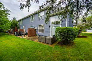 201 Huntington Ct, Oswego, IL 60543 - Photo 4