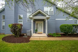 201 Huntington Ct, Oswego, IL 60543 - Photo 2