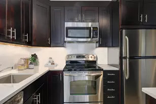 1030 N State St, Chicago, IL 60610 - Photo 8