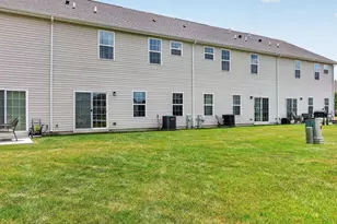 3352 Helene Reider Dr, Montgomery, IL 60538 - Photo 20
