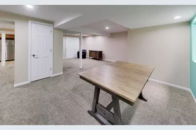 599 Saint Andrews Court, Crystal Lake, IL 60014 - Photo 34