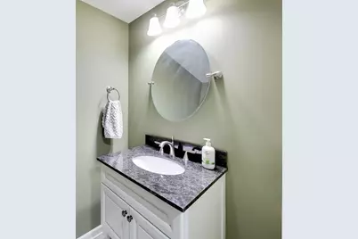 599 Saint Andrews Court, Crystal Lake, IL 60014 - Photo 38