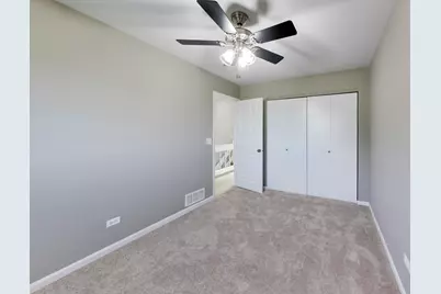 599 Saint Andrews Court, Crystal Lake, IL 60014 - Photo 30