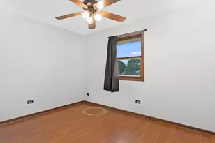 3842 Jonathan Simpson Dr, Joliet, IL 60431 - Photo 10