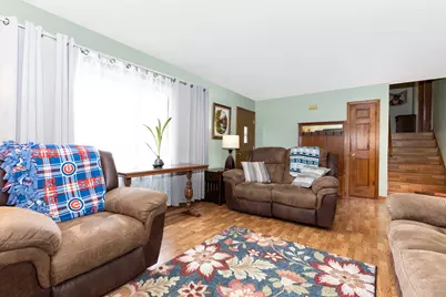 3842 Jonathan Simpson Drive, Joliet, IL 60431 - Photo 4