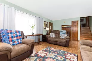 3842 Jonathan Simpson Dr, Joliet, IL 60431 - Photo 4