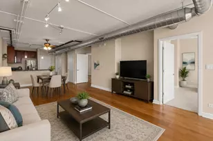 1610 W Fullerton Ave, Chicago, IL 60614 - Photo 6