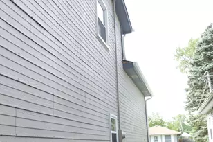 613 Oakwood Dr, Round Lake Beach, IL 60073 - Photo 22