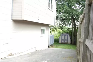 613 Oakwood Dr, Round Lake Beach, IL 60073 - Photo 32