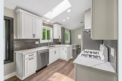 2011 Glenmoor Drive, West Dundee, IL 60118 - Photo 14