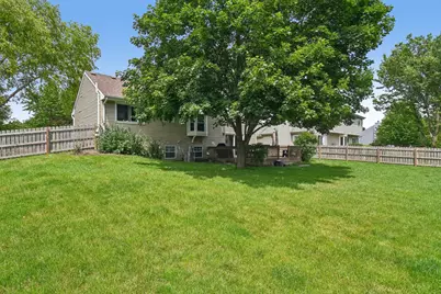 2011 Glenmoor Drive, West Dundee, IL 60118 - Photo 44