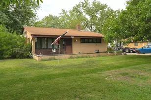 5016 W 115th St, Alsip, IL 60803 - Photo 2