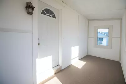 410 W 5th Street, Sterling, IL 61081 - Photo 2
