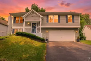 2088 Pennsbury Ln, Hanover Park, IL 60133 - Photo 2