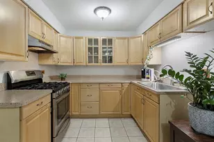 8804 Briar Ct, Des Plaines, IL 60016 - Photo 8