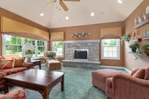 600 Haven Dr, Barrington, IL 60010 - Photo 8