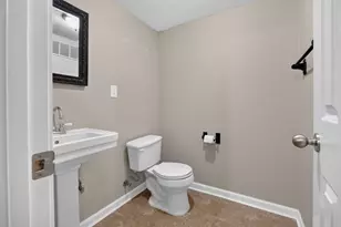 1905 Saltonstall Dr, Normal, IL 61761 - Photo 32