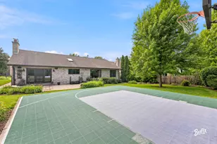 2051 N Ridge Ave, Arlington Heights, IL 60004 - Photo 30