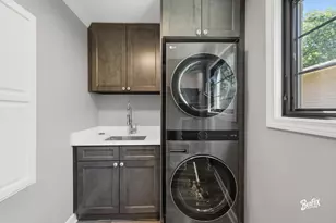 2051 N Ridge Ave, Arlington Heights, IL 60004 - Photo 24