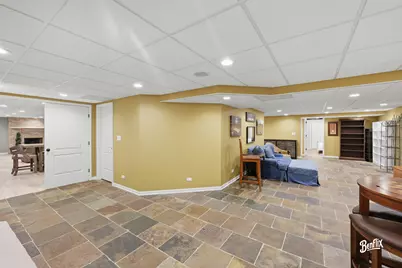 2051 N Ridge Avenue, Arlington Heights, IL 60004 - Photo 20