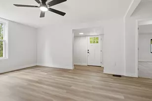 1313 Ewing St, Bloomington, IL 61701 - Photo 22